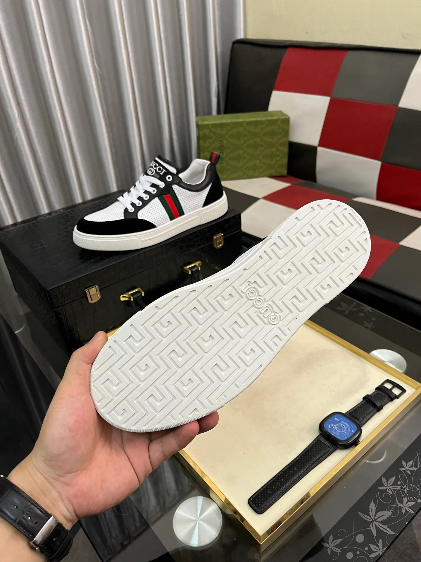 Men's shoes 💰420⌚️⌚️ (GUCCI) Gucci official website men's casual shoes synchronization style, the upper is made of cowhide with imported new brand elements Gucci, showing a good atmosphere, simple design and slip-on style, super versatile, 🐑 leather lining, air-cushion rubber outsole, size 38-442️⃣ colors available